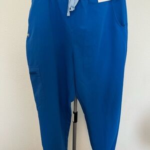 Figs Highwaisted Zamora jogger scrub pants